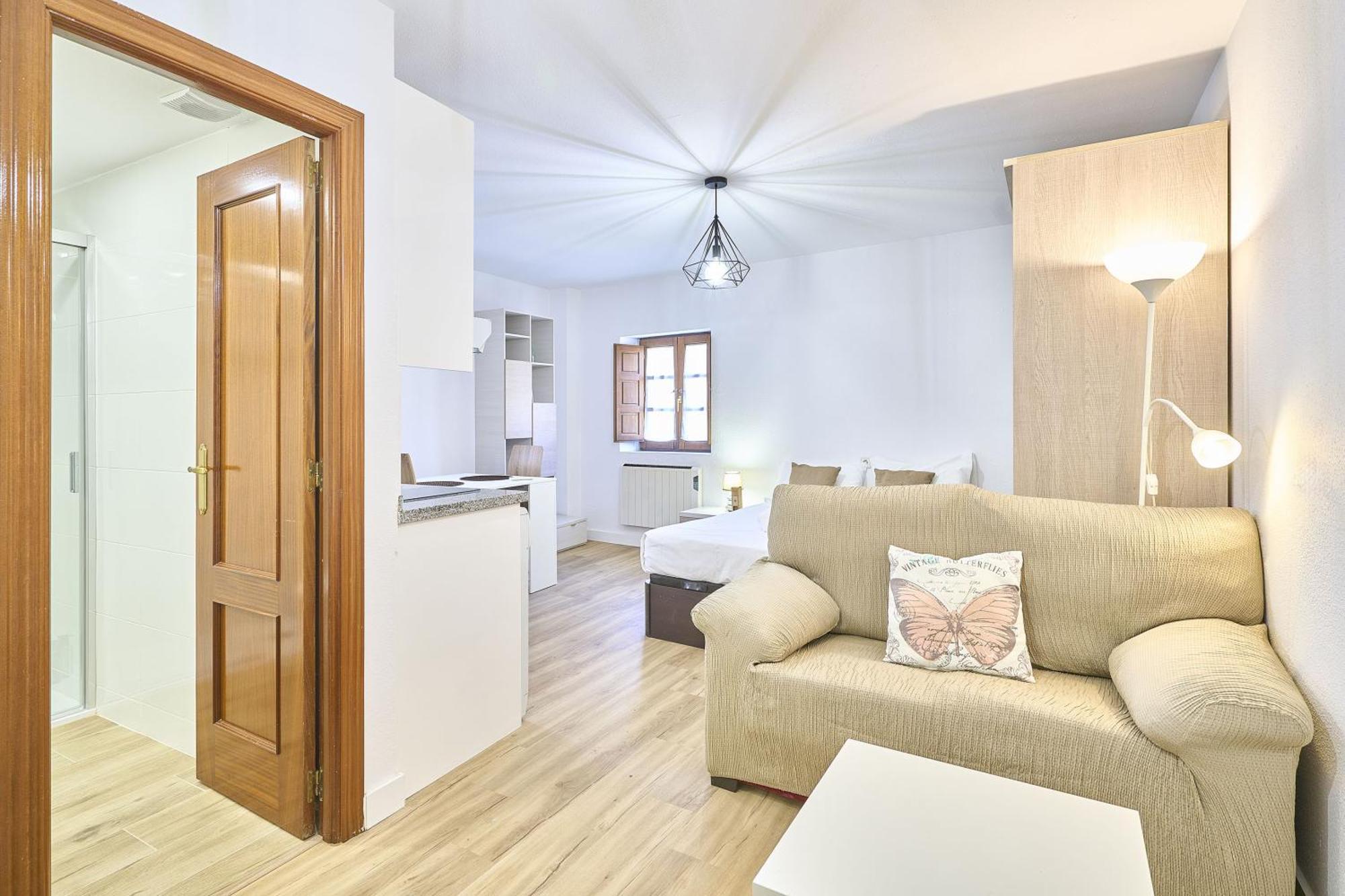 Traviesa 22 By Keyhom Apartment Salamanca Exterior photo