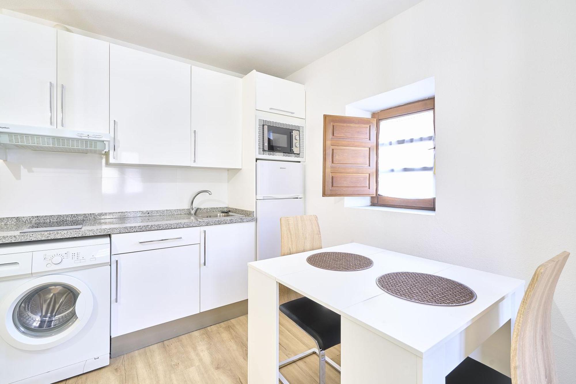 Traviesa 22 By Keyhom Apartment Salamanca Exterior photo